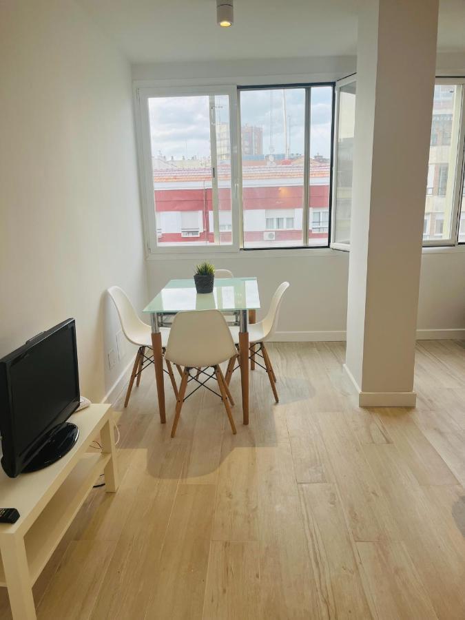 Apartmán Pisos Con Piscina Barrio Exclusivo-Wizinkcenter Alquiler Temporada Madrid Exteriér fotografie