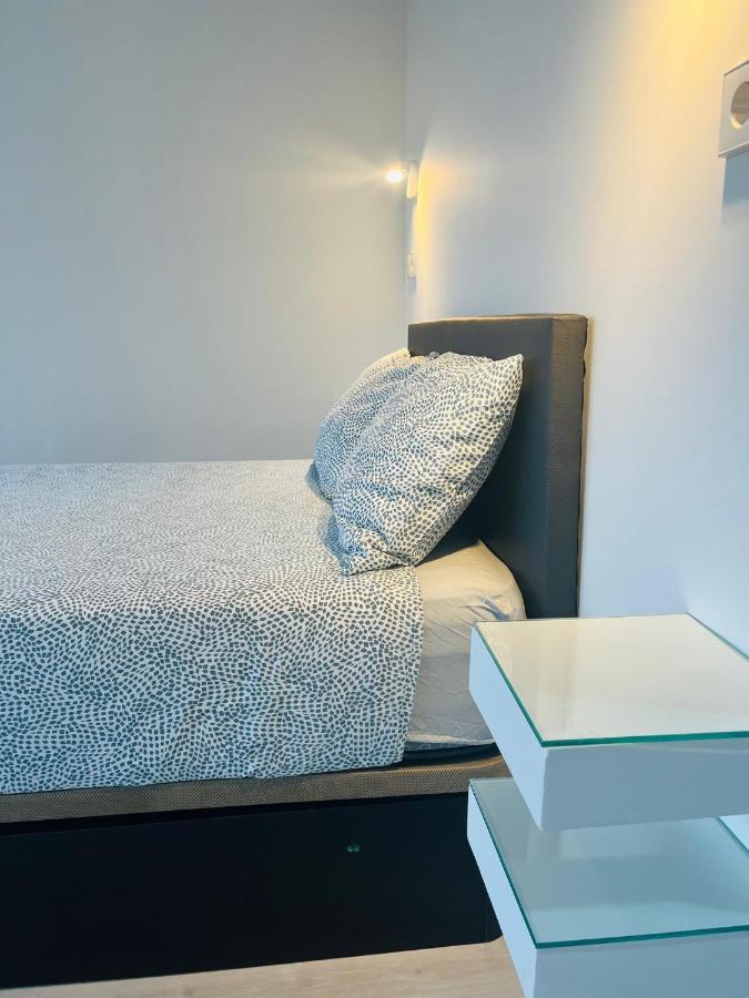 Apartmán Pisos Con Piscina Barrio Exclusivo-Wizinkcenter Alquiler Temporada Madrid Exteriér fotografie